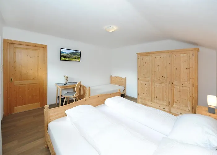 Chalet Gloria - Doppel- Und Mehrbettzimmer