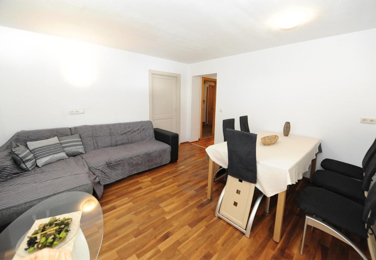 Gloria - Doppel- Und Mehrbettzimmer Chalet *
